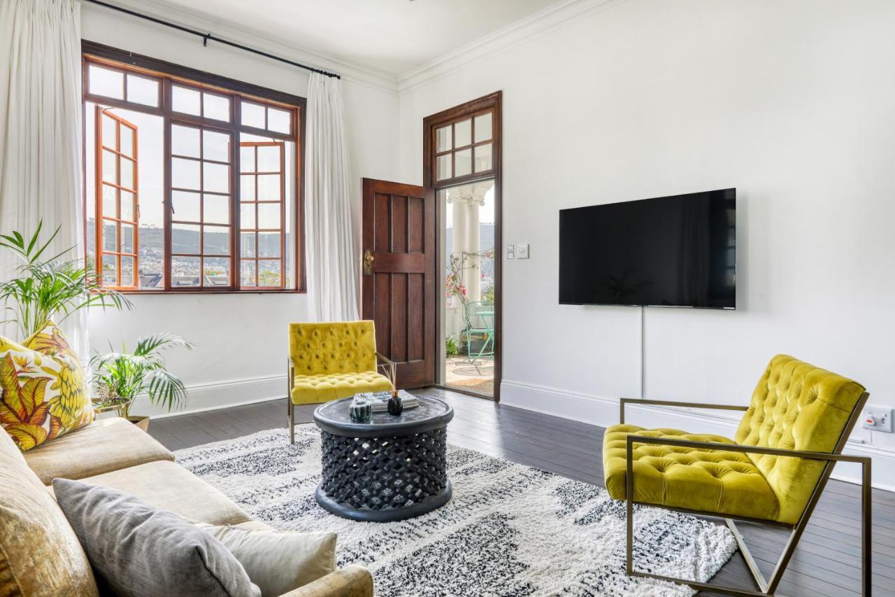 Secure & Central: With Views Of Table Mountain